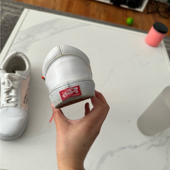 custom vans - Picture 4 of 5